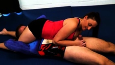 Melanie Hicks – Daddy Daughter Wrestle