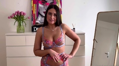 Hot brunette from squirt masturbating on webcam