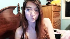 Hot amateur webcam teen masturbates for their fans