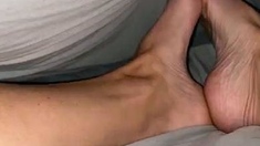 Lezlyan aka la_little_dancer_feet OnlyFans - Come crawl