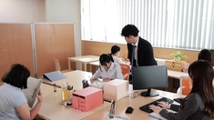 I Was Bullied By Everyone At The Command Of My Female Boss,