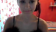 Amateur Webcam Teen Masturbates And Teases