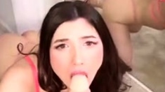 Amateur Webcam Teen Masturbates And Teases