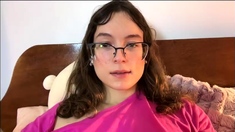 Hot amateur webcam teen masturbates for their fans