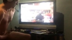 Twink Plays Call Of Duty And Cums