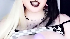 Big boob brunette masturbates on webcam