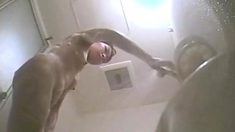 Hidden shower with great orgasm