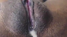 Amateur Close Up Squirting Masturbation